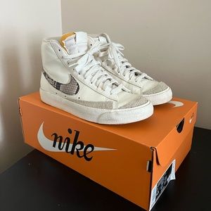 🚨🔥LAST CHANCE🔥🚨Nike Blazer Mid Snakeskin